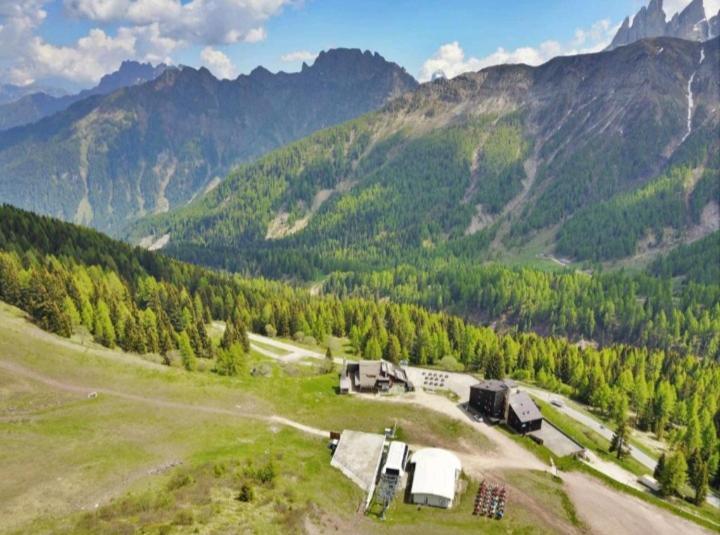 La Casa Degli Artisti - Presso Sussy Residence Falcade Kültér fotó